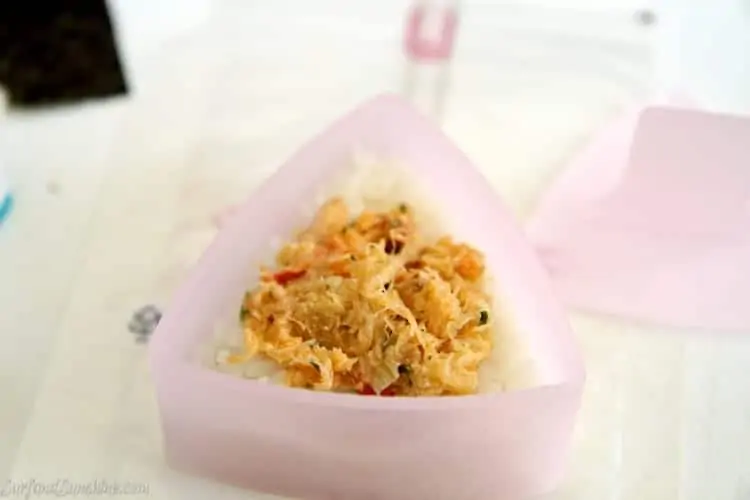 how to make crab onigiri
