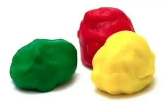 {DIY} How to Make Your Own Play Dough (Play-Doh)