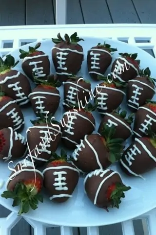 Football Chocolate Covered Strawberries