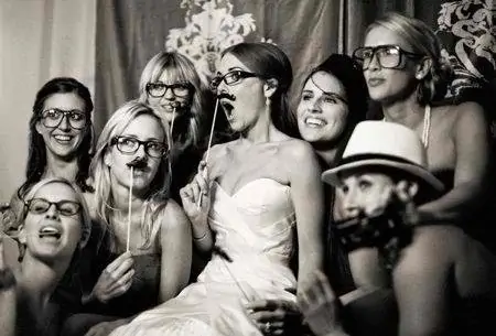 wedding photo props ideas