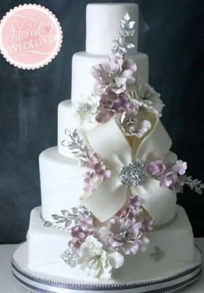 15 Inspiring Wedding Cakes