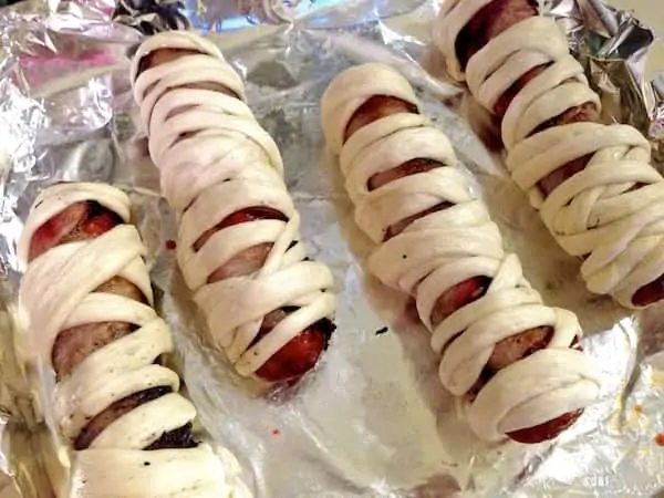 bacon wrapped sausage mummies halloween recipe 4