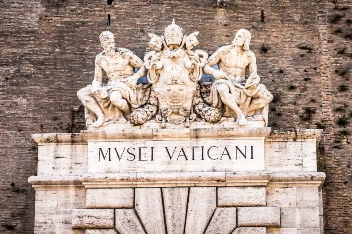 vatican museum entrance