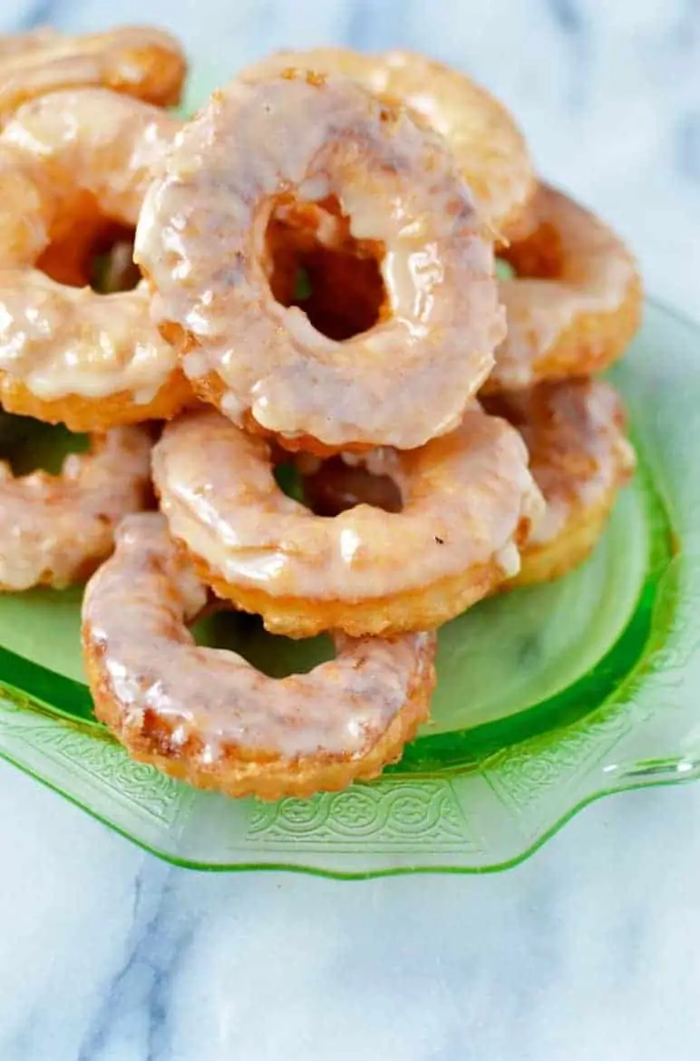 maple glazed donuts recipe 3