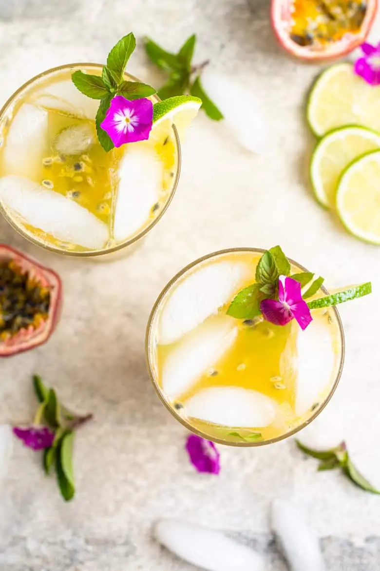 https://a2e8f6m4.rocketcdn.me/wp-content/uploads/2021/08/passion-fruit-lime-gin-summer-cocktail-22.webp