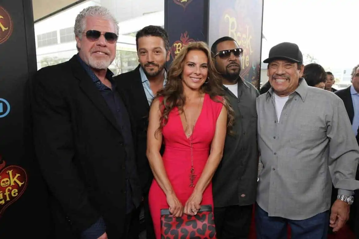 (Left to right: Ron Perlman, Diego Luna, Kate Del Castillo, Ice Cube and Danny Trejo)