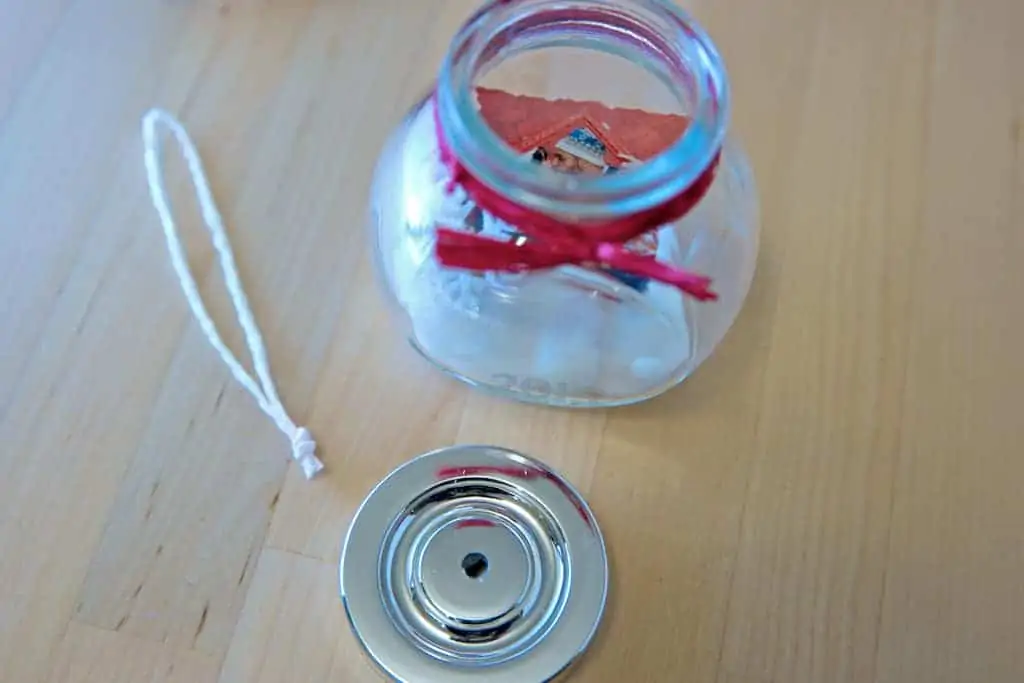 DIY Memory Jar Ornaments