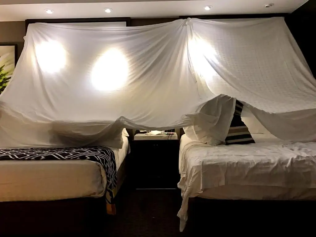 hotel-blank-fort
