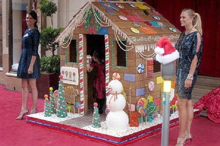 neiman marcus dylans candy gingerbread house 590