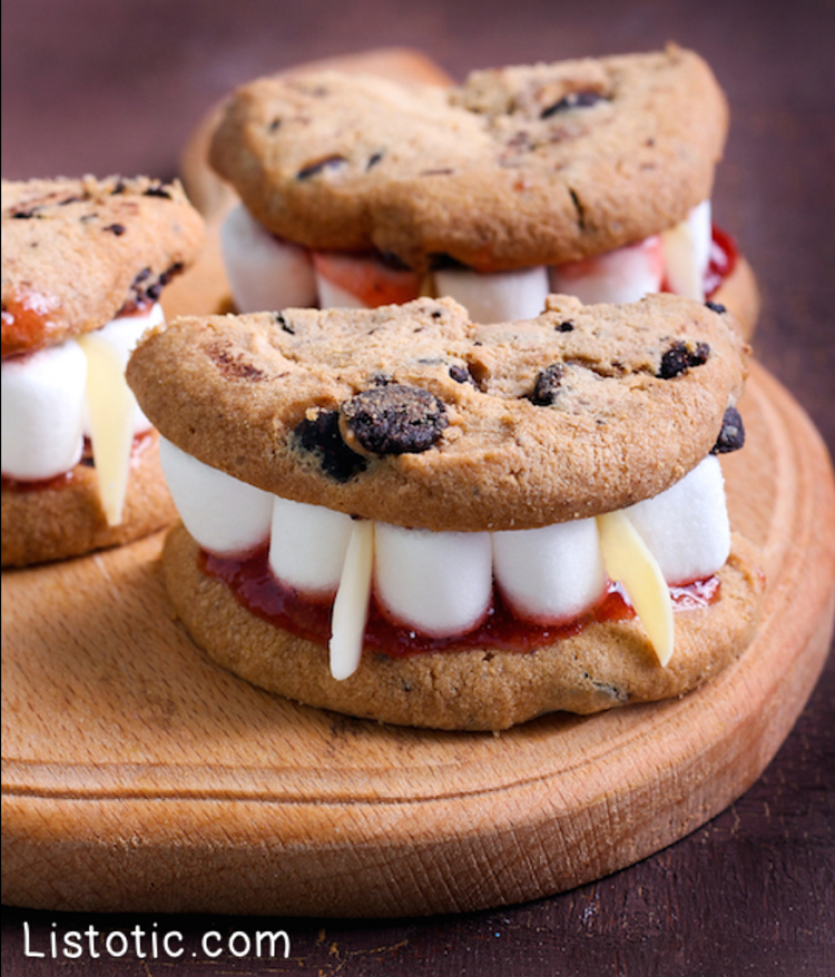 Halloween Treats vampire teeth cookies